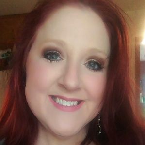 Meet your Posher, Brenna